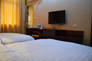 Guilin Jinxiu Xiaoxiang Business Hotel Lingchuan  Bagian luar foto